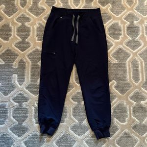 Excellent condition navy figs joggers
